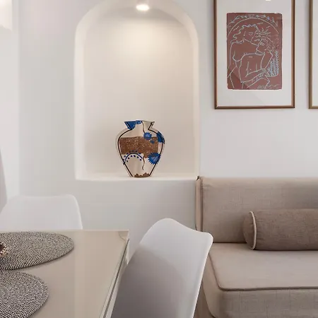 Apartment Secret Khora *